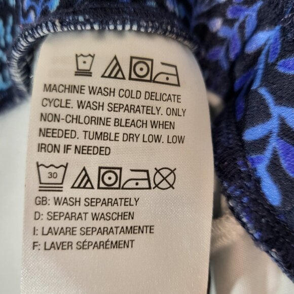 Isaac Mizrahi Live Woman's Skort Size Large Blue Floral - Picture 9 of 11